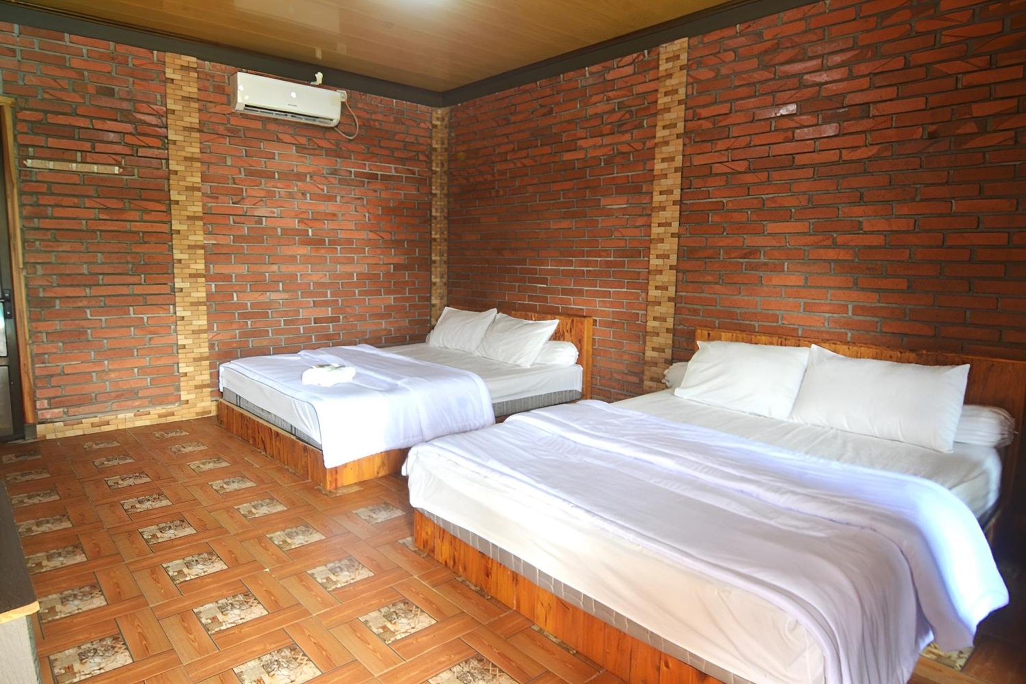 Villa Kopiori Yogyakarta Dış mekan fotoğraf