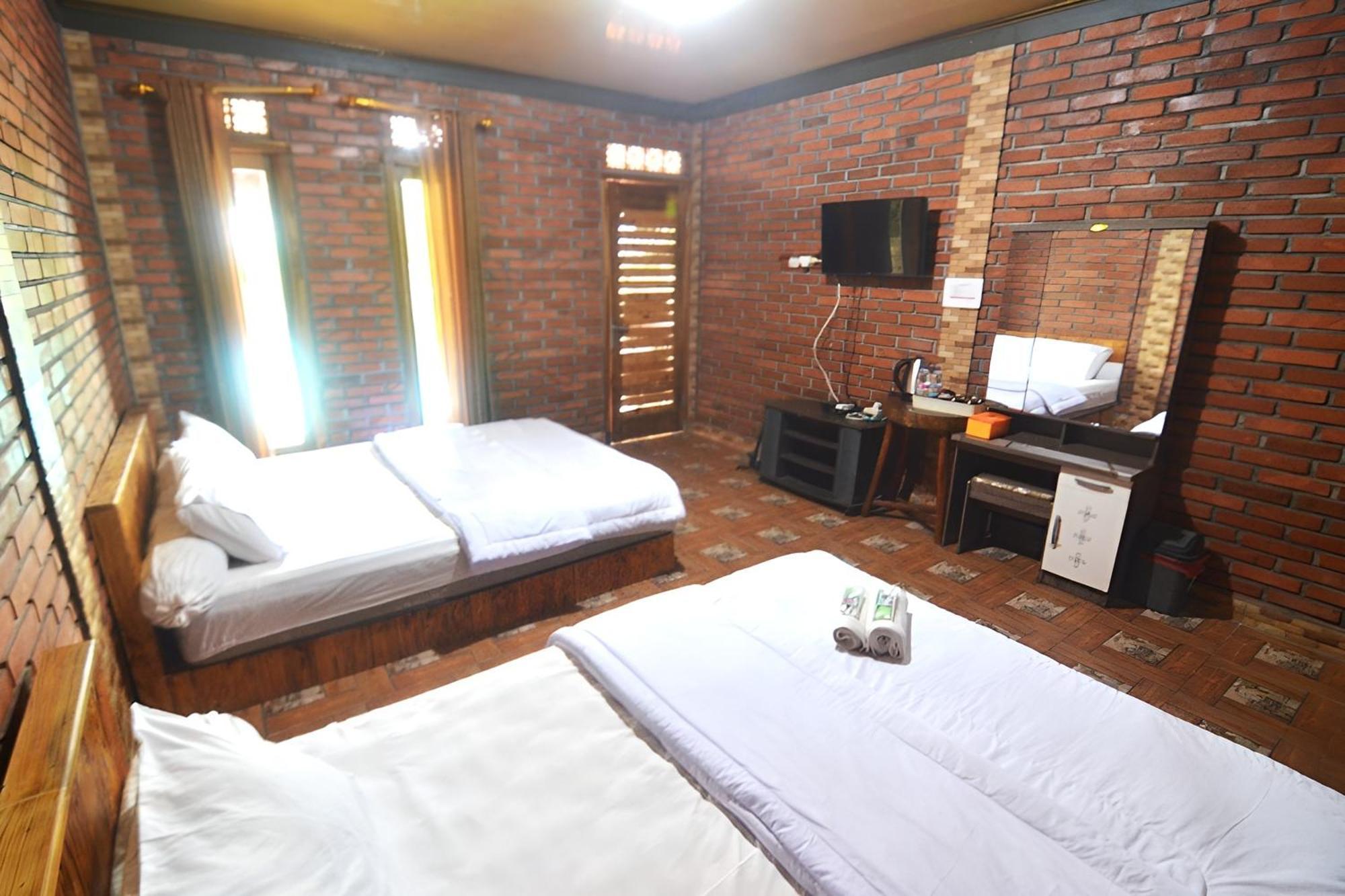Villa Kopiori Yogyakarta Dış mekan fotoğraf