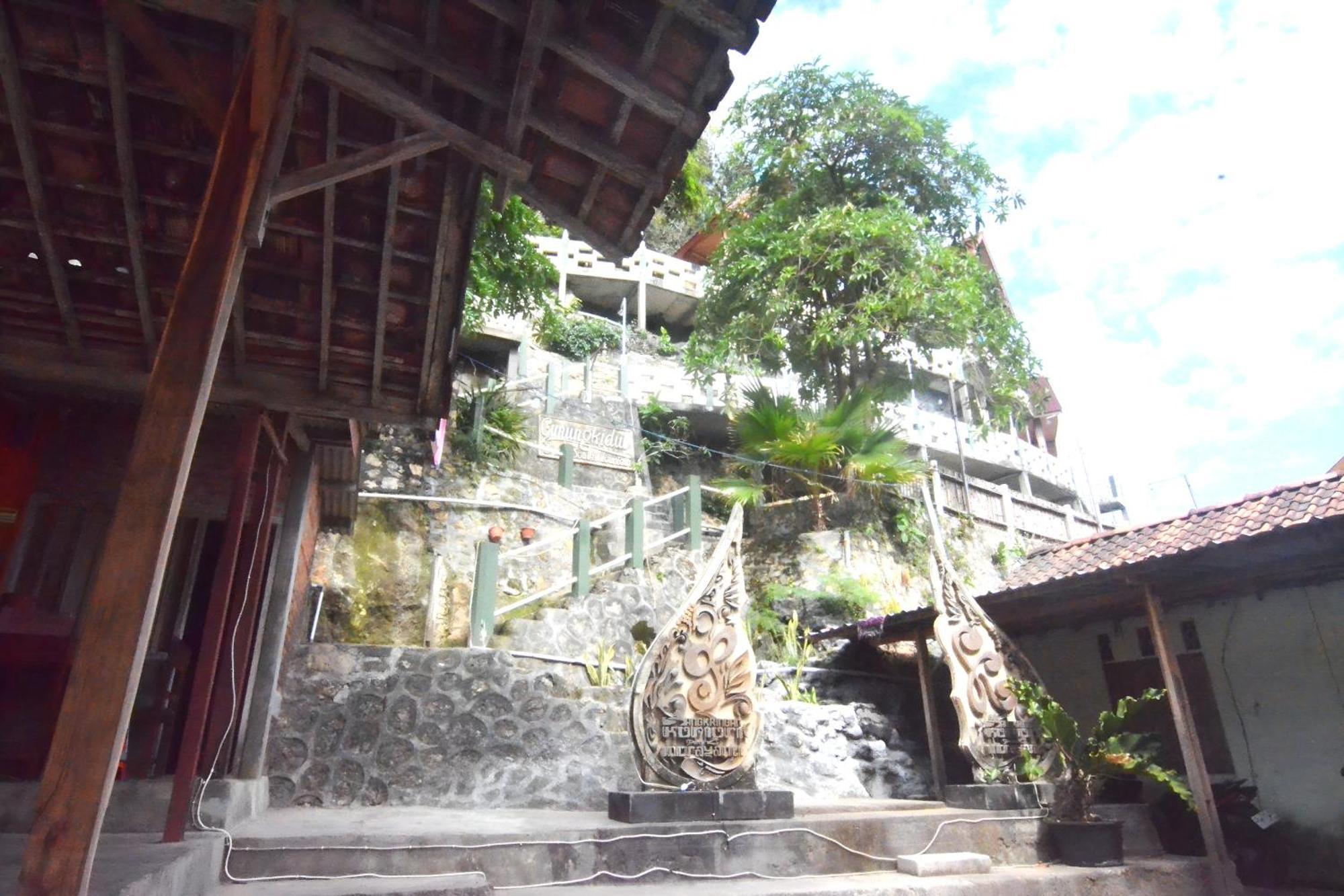 Villa Kopiori Yogyakarta Dış mekan fotoğraf